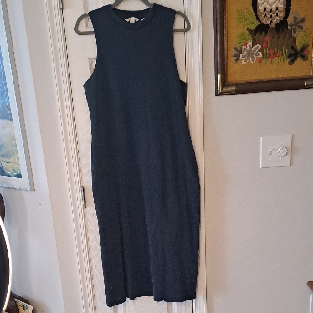 Sleeveless Navy Dress